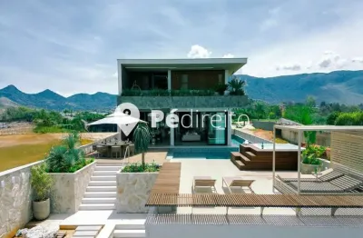 Casa em condomínio fechado com 5 quartos à venda na das aroeiras, 100, cunhambebe, angra dos reis por r$ 18.000.000