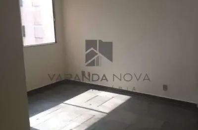 Apartamento de 2 dormitorios perfeito para sua familia no Jardim Palma Travassos