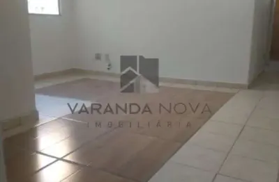 Excelente apartamento com 2 dormitorios no Jardim Palma Travassos