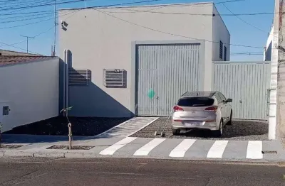 Sala comercial para alugar na Rua Carmem Martins Arroyo de Oliveira, Jardim Arroyo, São José do Rio Preto