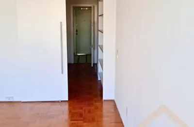 Sala comercial com 2 salas para alugar na Rua Vinte e Quatro de Maio, 35, República, São Paulo
