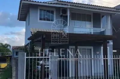 Casa com 2 quartos à venda no São João do Rio Vermelho, Florianópolis 