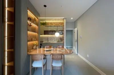 Apartamento  para venda, garden decorado com dois dormitórios a 500m da praia