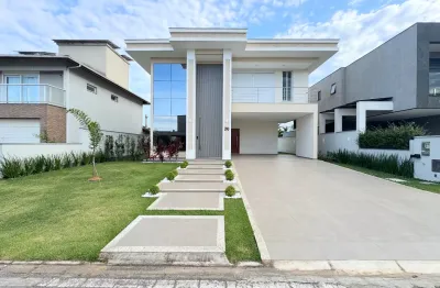 Casa semi mobiliada com 4 dormitórios e área de lazer completa no norte da ilha de florianópolis