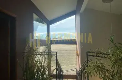 Belissimo sobrado a venda no condominio flamboyant 2