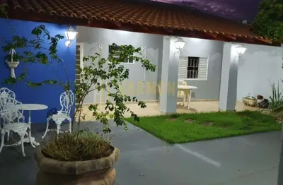 Casa a venda em excelente localizacao no bairro santa angelina.