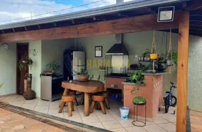 Casa com 3 quartos à venda na Vila Harmonia, Araraquara 
