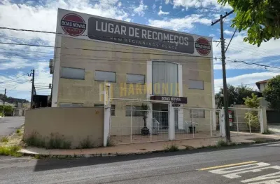 Prédio com 7 salas para alugar na Vila José Bonifácio, Araraquara 
