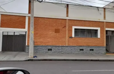 Duas casas no mesmo terreno para locacao no centro de araraquara