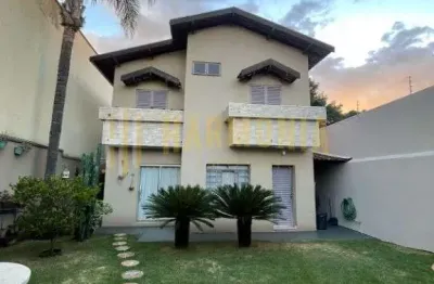 Casa com 3 quartos à venda no Jardim Aranga, Araraquara 