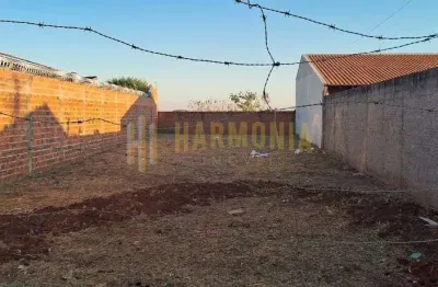 Terreno à venda no Jardim Adalberto Frederico de Oliveira Roxo II, Araraquara 