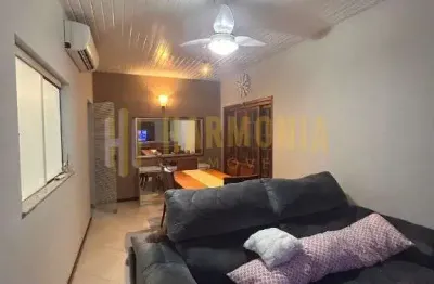 Casa com 3 quartos à venda no Centro, Araraquara 