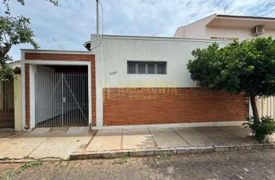 Casa com excelente localizacao, proximo ao hospital santa casa, no centro da cidade.