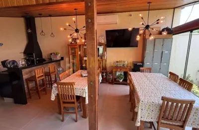 Casa com 3 quartos à venda no Jardim Tabapuã (Vila Xavier), Araraquara 