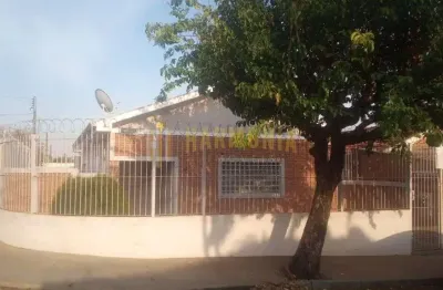 Casa com 2 quartos à venda no Jardim Biagioni, Araraquara 