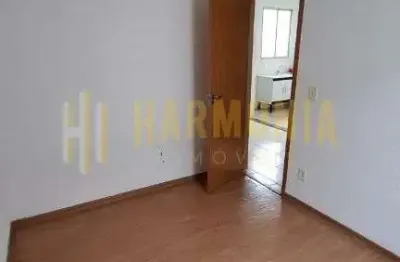 Apartamento com 2 quartos para alugar no Solidariedade, Araraquara 