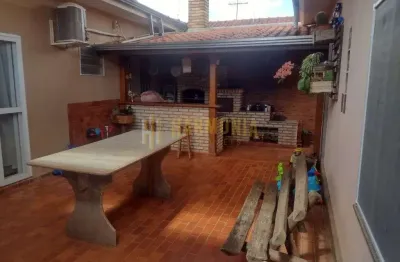 Casa com 3 quartos à venda no Jardim Santa Clara (Vila Xavier), Araraquara 