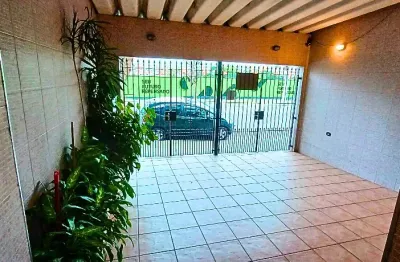 Casa a venda com 122 m²em perfeito estado com armários planejados rio pequeno sp