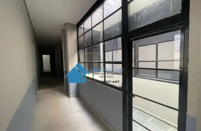 ESPAÇO COM C/13 salas 5 wc recem reformado Otima Localização