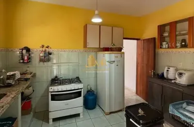 Casa com 2 quartos à venda na Rua Caetés, 1210, Vila Hepacare, Lorena