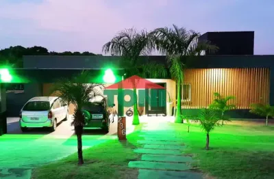 Casa em condomínio: 3 suítes, 2 salas, 6 banheiros, área gourmet e piscina em salto-sp, terras de santa izabel.