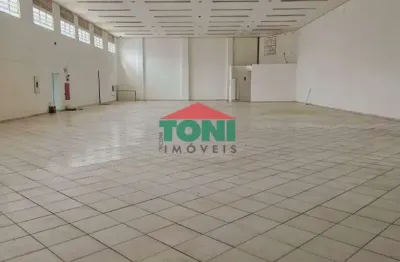 Salão comercial de 842m² no centro de salto, para venda/locação.
