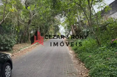 Casa à venda no condomínio sete praias, rua lucília marcel
