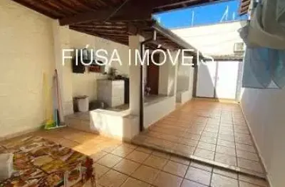 Casa com 3 quartos à venda na avenida paris, 1, independência, ribeirão preto por r$ 584.010