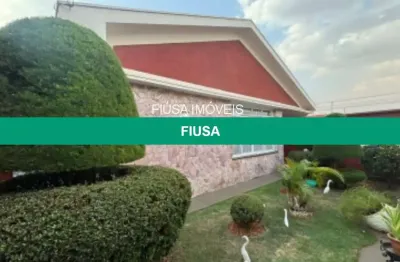 Casa com 3 quartos à venda na rua affonso delloiágono, 1, centro, ribeirão preto por r$ 490.000