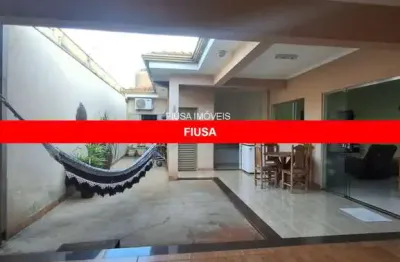 Casa com 3 quartos à venda na r, 1, jardim grande aliança, sertãozinho por r$ 525.000