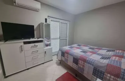 Sobrado com 3 quartos à venda, condomínio são francisco. jardim aruan - caraguatatuba