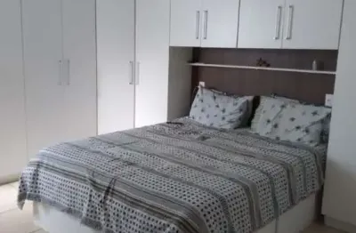 Casa térrea, com duas casas independentes, em 250 m², com edícula e 4 vagas de garagem, caxambu, jundiaí.
