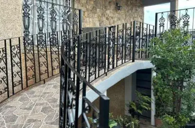 Oportunidade: casa com 4 quartos e 2 suítes na vila thomazina| centro campo limpo paulista-sp!
