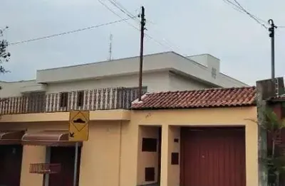 Casa para locação em jundiaí-sp, bairro jardim do lago: 3 quartos, 1 suíte, 1 sala, 2 banheiros, 4 vagas, 200m².