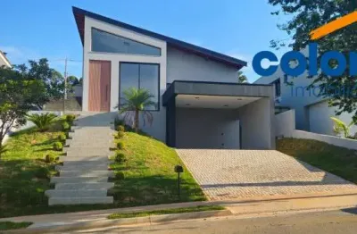 Casa térrea em condomínio fechado, novíssima, com 3 dormitórios sendo 1 suíte, com 4 vagas e piscina.itapema, itatiba.