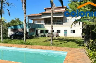 Chácara com piscina e churraqueira à venda em jundiaí-sp, bairro caxambu: 3 quartos, 3 suítes, 1 sala, 2 banheiros, 401m² de área