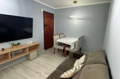 Oportunidade - apartamento térreo de 2 quartos com móveis planejados, pronto para morar - condominio acácia e begonia.