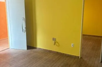 Casa para locação em jundiaí-sp, bairro jardim do lago: 2 quartos, 1 sala, 1 banheiro, 1 vaga, 91,00 m².