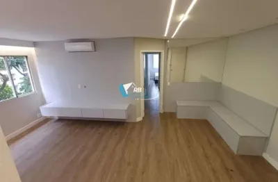 Apartamento Totalmente Reformado Maravilhosa Localização incrível (Apartamento Padrão) para Venda, 3 dorm(s), 1 suite(s), 1 vaga(s), 93 m²