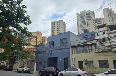Prédio com 10 salas à venda na Rua Miguel Teles Júnior, 375, Cambuci, São Paulo