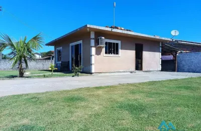 Casa com 2 quartos à venda na geral da ressacada, 1, ressacada, garopaba por r$ 550.000