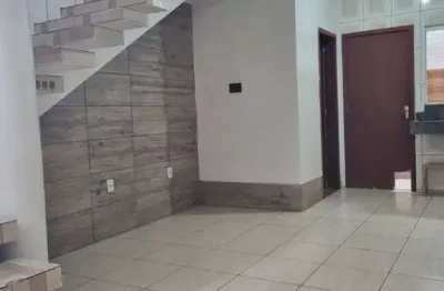 Casa com 2 quartos à venda na rua 3 de outubro, 610, centro, imbituba por r$ 315.000