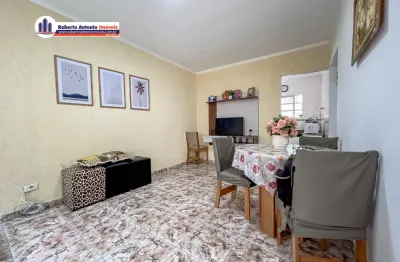 Apartamento amplo  andar Térreo , perto da Praia