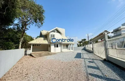 Casa com 4 quartos à venda na rua dos curiós, 304, pedra branca, palhoça por r$ 1.980.000