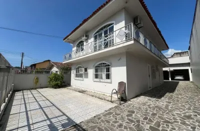 Casa com 5 quartos à venda na antônio jacinto de melo, 107, forquilhinhas, são josé por r$ 834.000