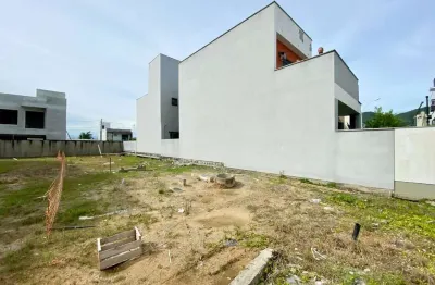 Terreno em condomínio fechado à venda na avenida deltaville, 150, deltaville, biguaçu por r$ 329.000