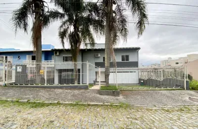 Casa com 4 quartos à venda na rua pedro de andrade garcia, 107, itaguaçu, florianópolis por r$ 2.600.000