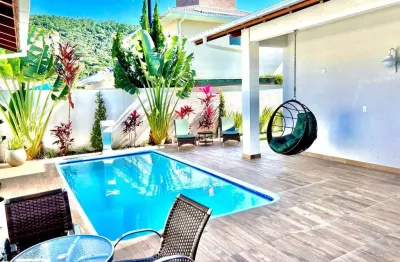 Casa com 3 quartos à venda na rua mario giocondo crocetta, 555, ingleses, florianópolis por r$ 2.490.000