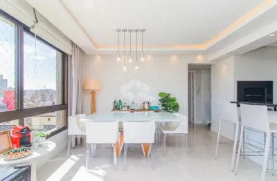 Apartamento à venda com 03 dormitórios / quartos com 01 suíte  no bairro menino deus em porto alegre / rs.