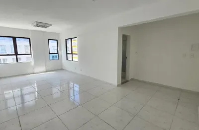 Sala comercial com 1 sala à venda na Rua Lauro Linhares, 2123, Trindade, Florianópolis